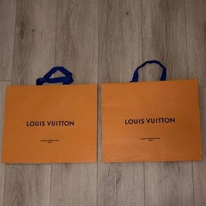 Louis Vuitton Set of 2 Orange shopping bags with Blue Handles